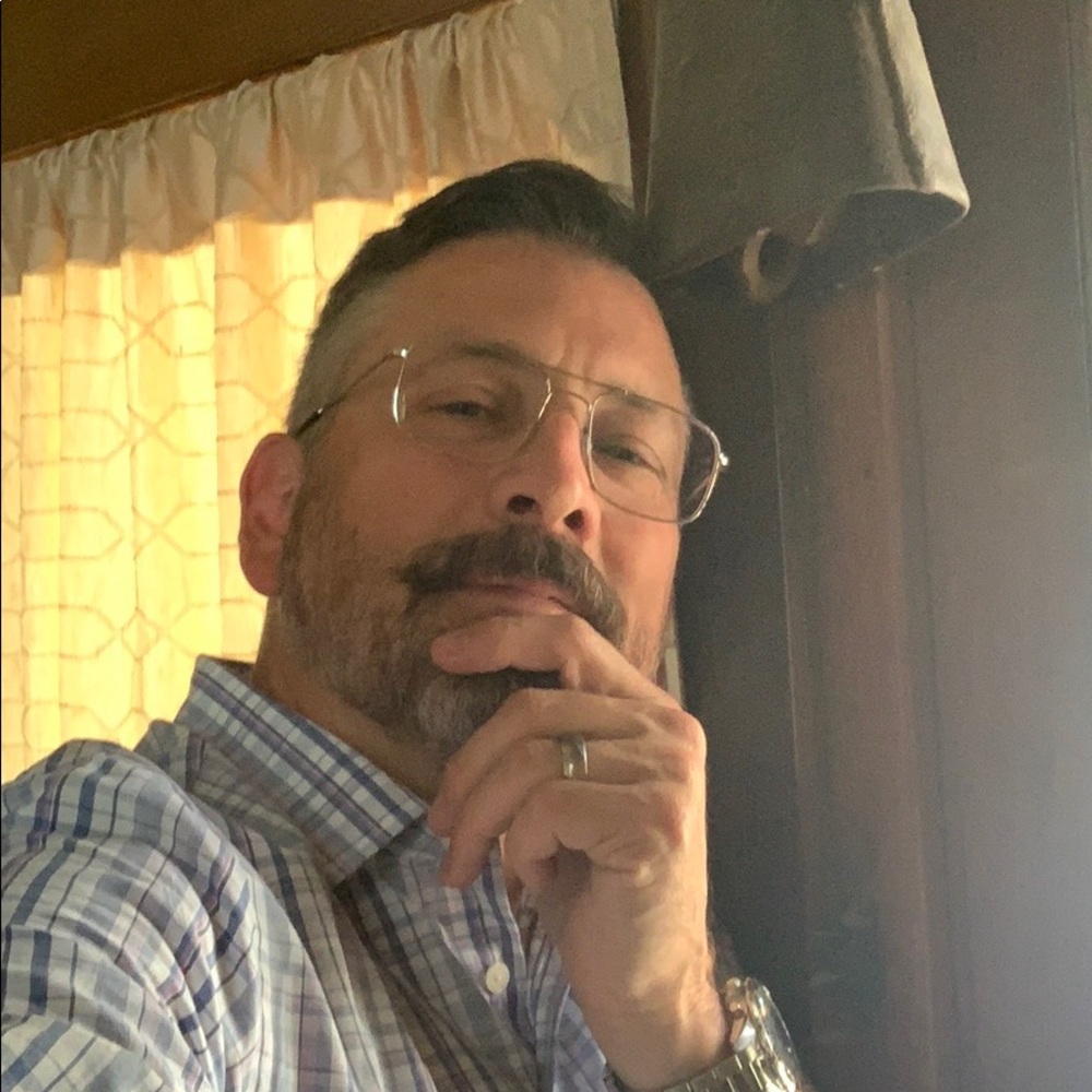 Meet your Posher, Aaron